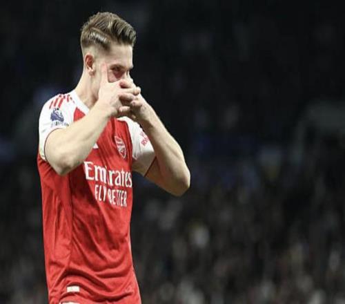 歐洲杯獎盃,致敬歐足聯,首任秘書長,赌博app下载,网赌app下载