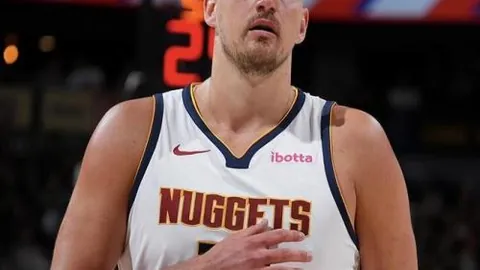 管理层力促莫塔多亮相，助力展现其才华